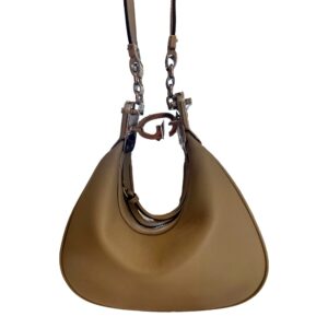 Beige handbag with chain strap